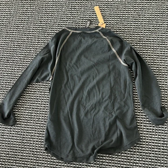 NWT SKIMS New Vintage 3/4 Long Sleeve Washed Onyx T Shirt Size Large - Picture 3 of 3